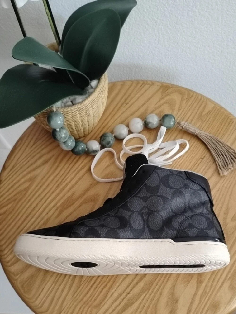 Coach Men’s 8 Women's 9.5 Black and White Signature High-Top Sneaker
